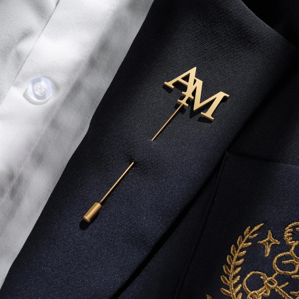 Custom Initials Brooch Men Sta - Embroidery Initials recension och pris