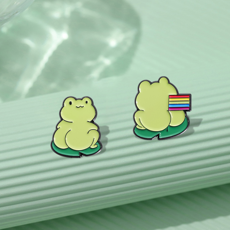 Cute Green Frog Enamel Pins Cu - Embroidery Fish recension och pris